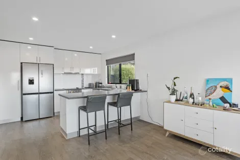 Property photo of 2/10 Ironbark Drive Claremont TAS 7011