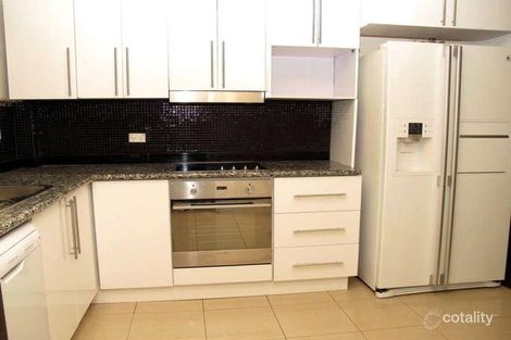 2/26 Thomas Dr, Surfers Paradise, QLD 4217