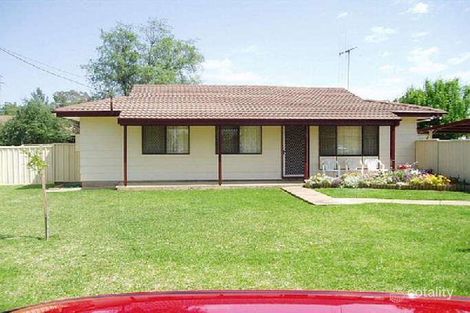 Property photo of 16 Weelong Place Forbes NSW 2871