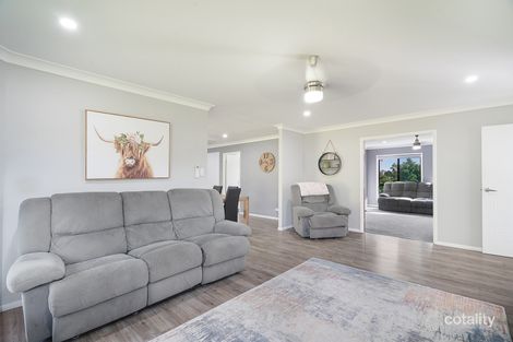 Property photo of 43 Savannah Drive Kinchant Dam QLD 4741
