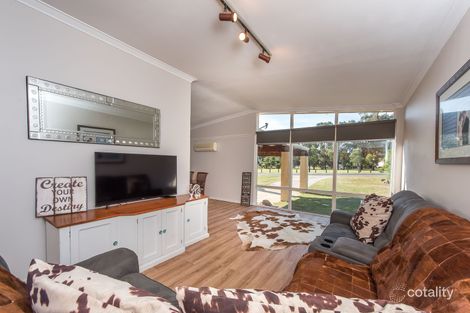 28 Barnsbury Rd, Warwick, WA 6024