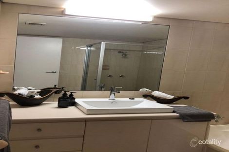 Property photo of 9/48 The Esplanade Paradise Point QLD 4216