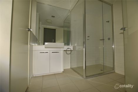 Property photo of 1613/100 Harbour Esplanade Docklands VIC 3008