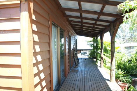 Property photo of 5 George Booth Drive Seahampton NSW 2286