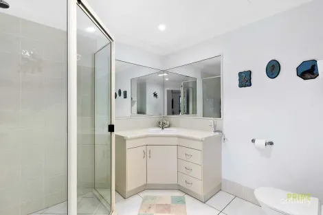 Property photo of 1/320 Esplanade Scarness QLD 4655