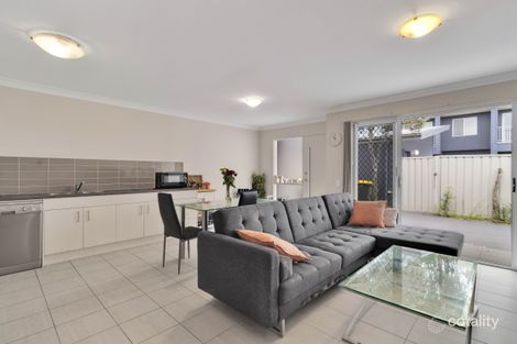 Property photo of 2/1A Woodbury Park Drive Mardi NSW 2259