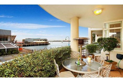 Property photo of 14/105-107 Beach Street Port Melbourne VIC 3207