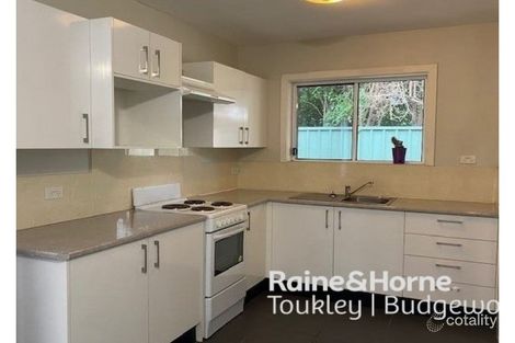 Property photo of 115 Vales Road Mannering Park NSW 2259