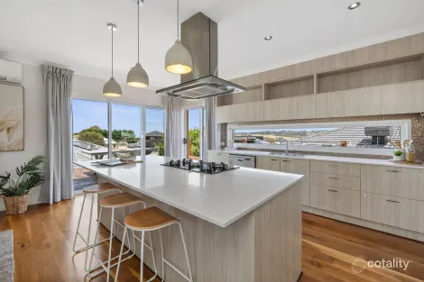 Property photo of 27 Attunga Drive Torquay VIC 3228