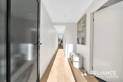 Property photo of 63 Nossal Drive Point Cook VIC 3030