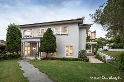 Property photo of 2 Glen Road Toorak VIC 3142