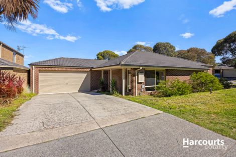Property photo of 11 Lucerne Circuit Pakenham VIC 3810