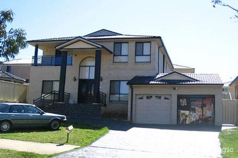 Property photo of 27 Harraden Drive West Hoxton NSW 2171