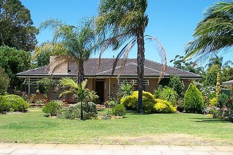 5 Beverley St, Morley, WA 6062