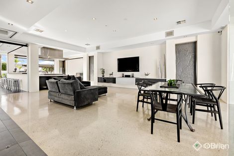 Property photo of 20 Castlewellan Boulevard Hillside VIC 3037