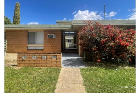 1/278 Bourke St, Tolland, NSW 2650