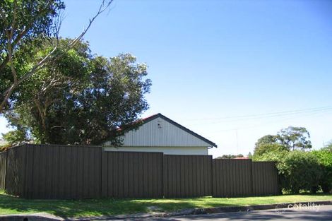 69 Sammat Ave, Barrack Heights, NSW 2528