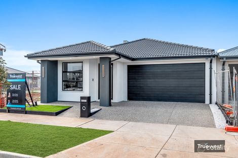 3 Distaff Way, Rockbank, VIC 3335