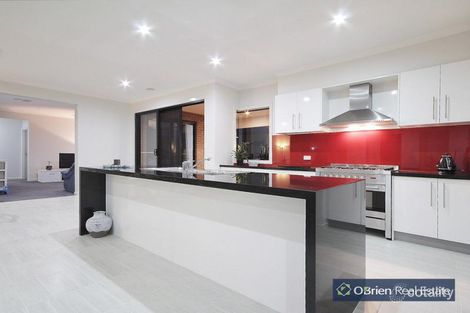 Property photo of 3 Whiteley Way Pakenham VIC 3810