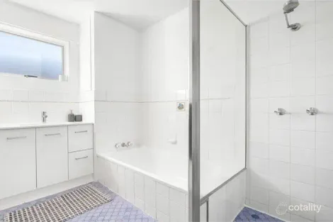 Property photo of 2/45 Waldheim Street Annerley QLD 4103