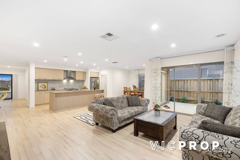 Property photo of 22 Roosevelt Way Point Cook VIC 3030