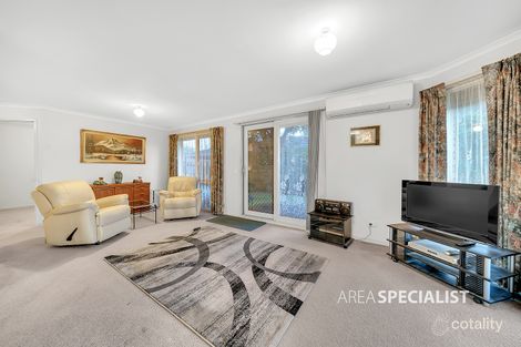 Property photo of 2/31 Willora Crescent Cranbourne West VIC 3977