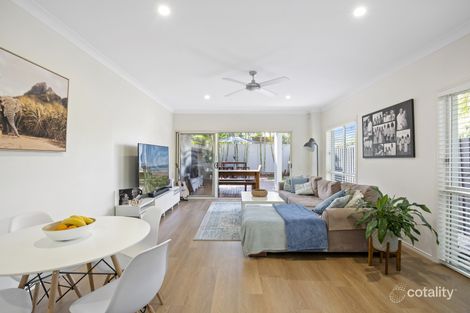 2/49 Albion Ave, Miami, QLD 4220