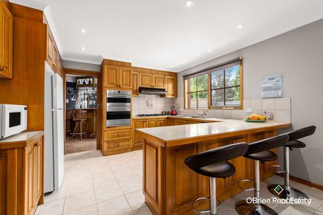 Property photo of 12 Mistletoe Close Knoxfield VIC 3180