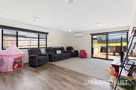 24 Rayson Dr, Leongatha, VIC 3953