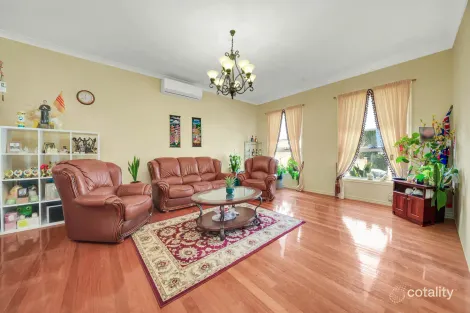 Property photo of 4 Oregon Place Mill Park VIC 3082