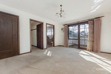 Property photo of 2 Maple Court Keilor VIC 3036