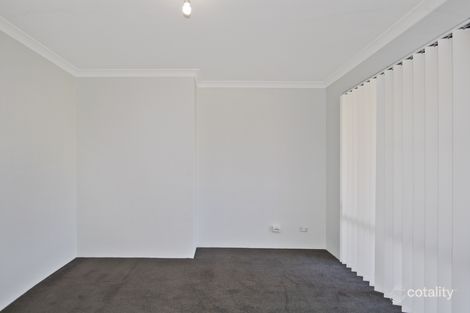 Property photo of 30 Dunlowe Loop Warnbro WA 6169