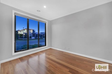Property photo of 4 Observatory Street Clyde North VIC 3978