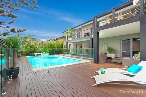 Property photo of 24 Ian Avenue North Curl Curl NSW 2099