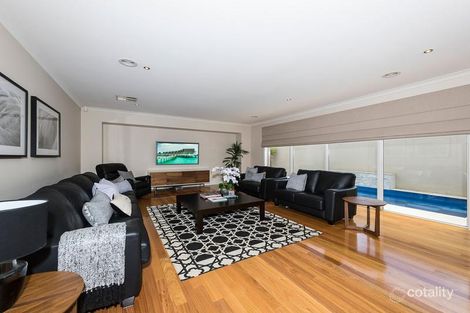 Property photo of 25 Stonebridge Rise Epping VIC 3076