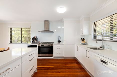 6 Dover Ct, Albany Creek, QLD 4035