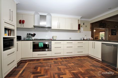 Property photo of 8 Gulf Way Leschenault WA 6233