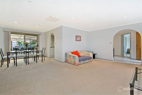 Property photo of 33 Sir James Hardy Way Woodcroft SA 5162
