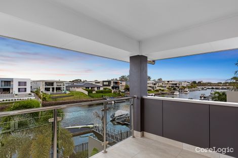 Property photo of 30A Harbourvue Court Helensvale QLD 4212