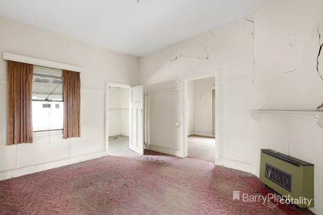 Property photo of 21 Darlington Grove Coburg VIC 3058
