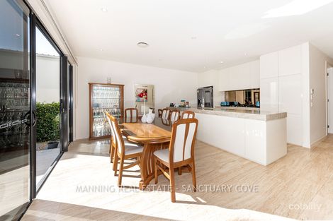 Property photo of 2492 The Parkway Hope Island QLD 4212