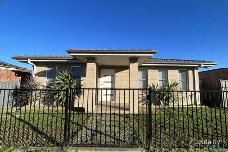 Property photo of 15 Isles Place Plumpton NSW 2761