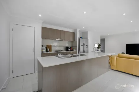 Property photo of 3 Marshall Road Lucas VIC 3350