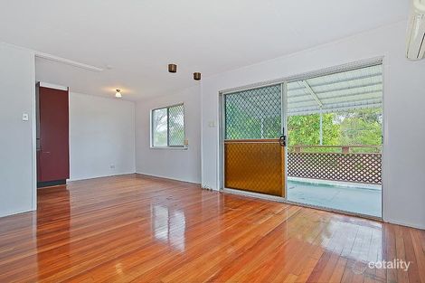 Property photo of 18 Clare Avenue Wynnum West QLD 4178