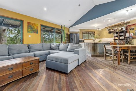 Property photo of 27 Glider Court Bonogin QLD 4213