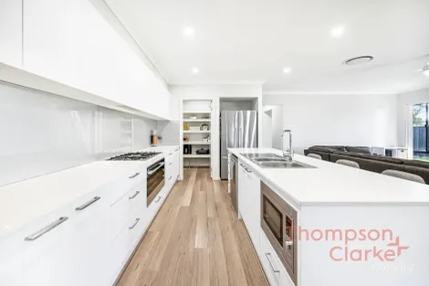 Property photo of 6 Lois Close Heddon Greta NSW 2321