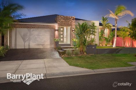 Property photo of 13 Marga Place Keysborough VIC 3173
