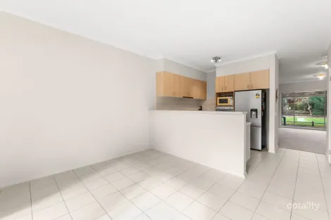Property photo of 11 Lancewood Walk South Morang VIC 3752