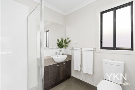 Property photo of 8 Ethan Road Point Cook VIC 3030