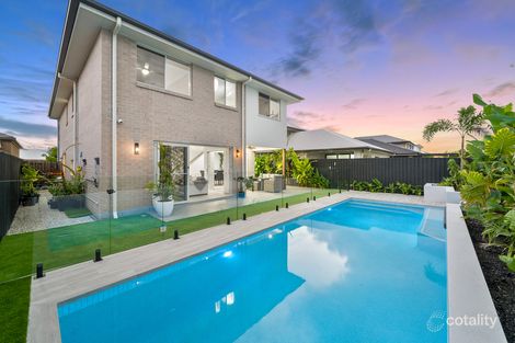 Property photo of 68 Lakeview Promenade Newport QLD 4020